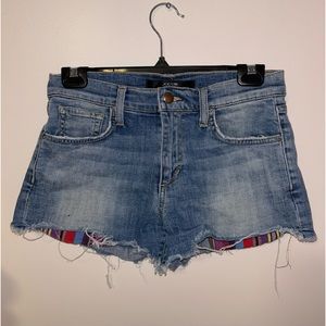 Joe’s Denim Jean Shorts - frayed hem and colorful pockets! Size 26